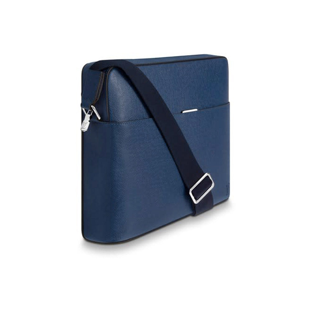 Louis Vuitton Anton Messenger Mm in Blue for Men