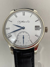 H. Moser & Cie - Venturer Big Date 18kt. White Gold Manual Wind Watch