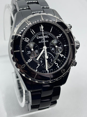 CHANEL J12 セラミック 余りコマ41mm Chanel - J12 Black Ceramic 41mm Chronograph – Every Watch Has a Story