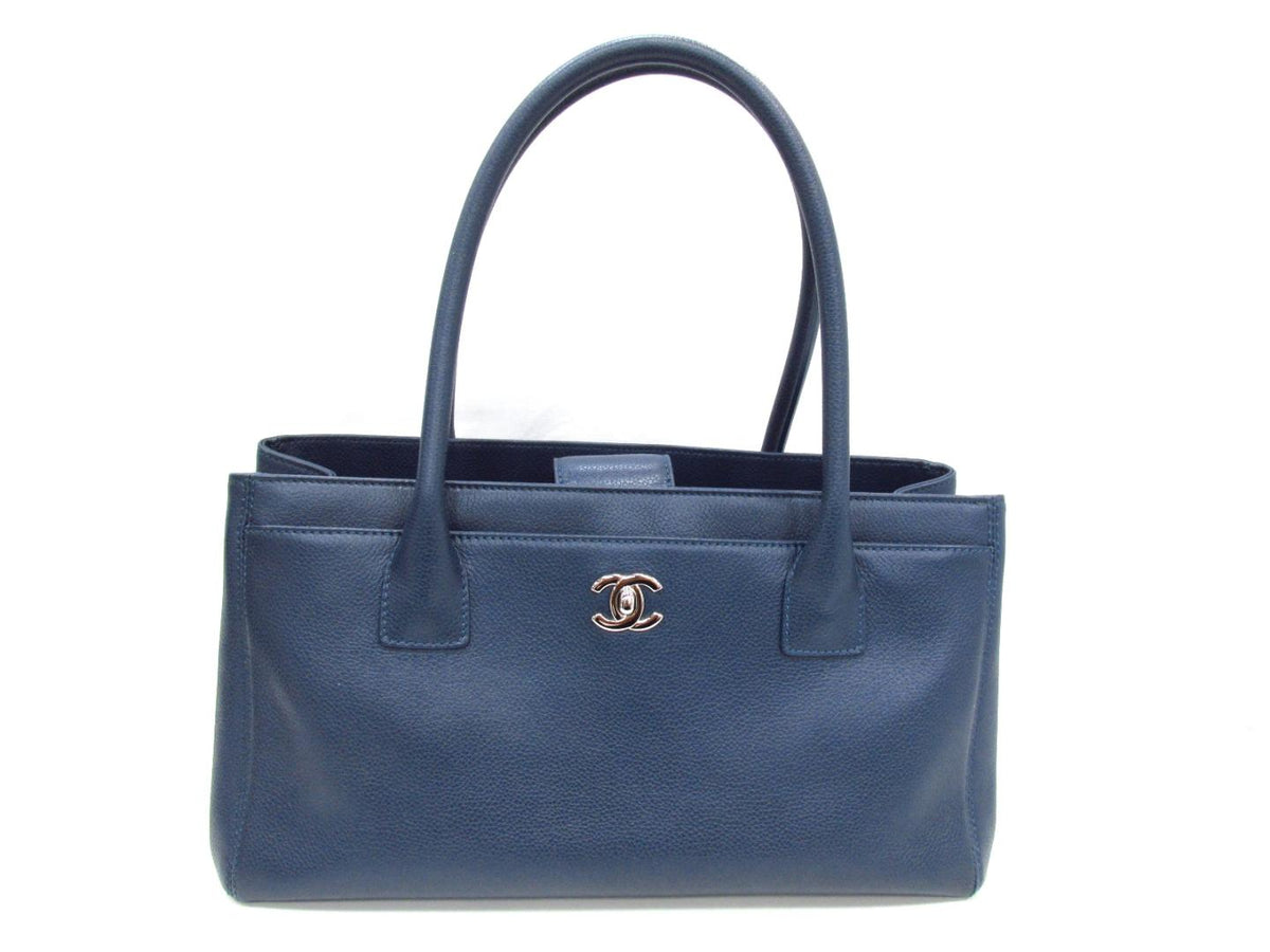 Chanel Blue Denim Top Handle Bag Q6B04W0WBB003