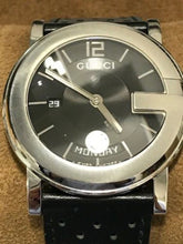 Gucci - 101M Day and Date Watch with Black Leather Strap